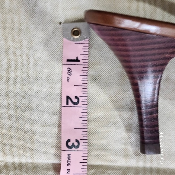 Vtg Etienne Aigner Slingback Heels Women 9M Brown Monogram Peep Toe Buckle Y2K - Picture 12 of 12